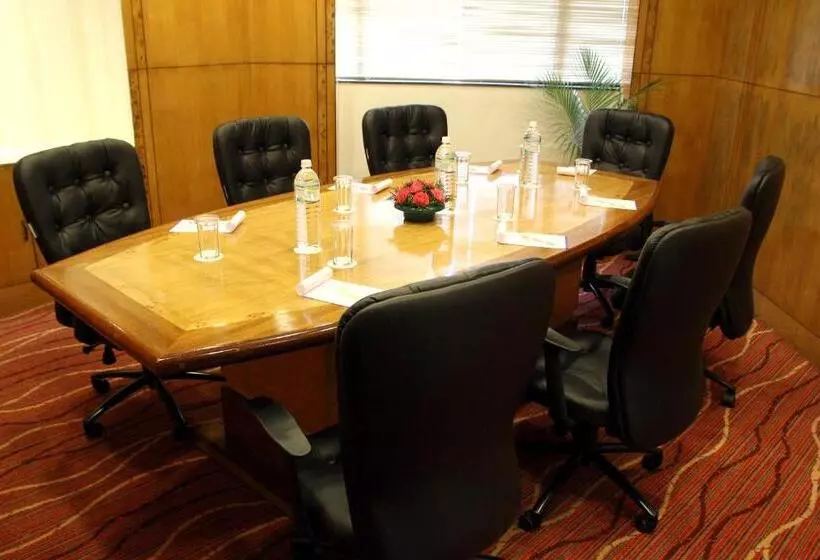 ホテル Gokulam Park