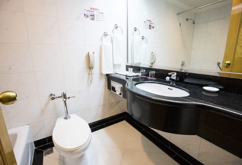 هتل Golden Crown China