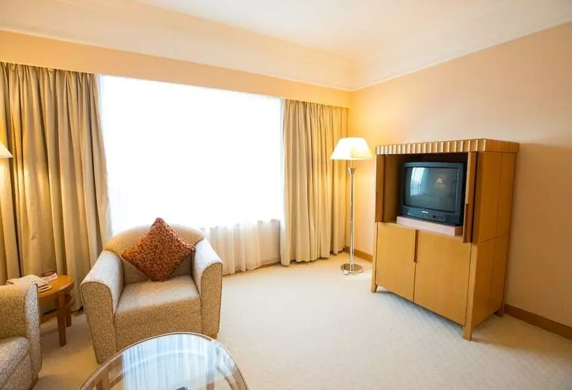 هتل Golden Crown China