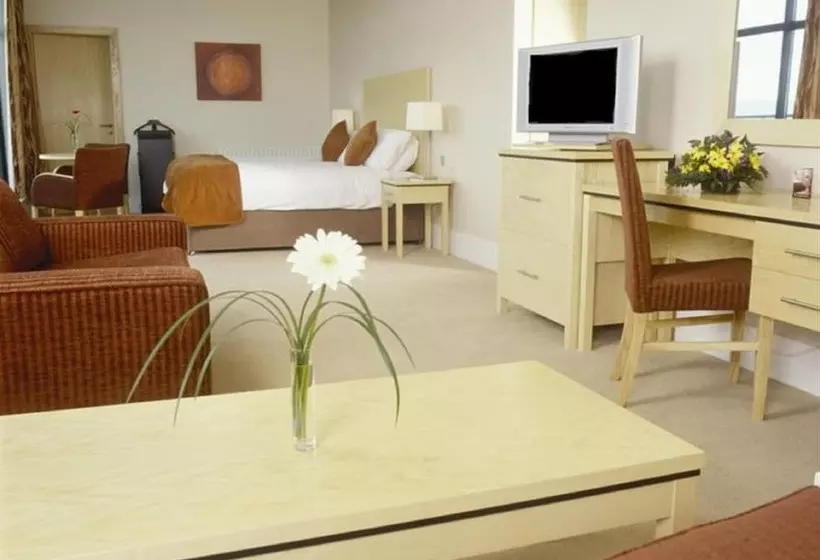 Green Isle Hotel, Dublin