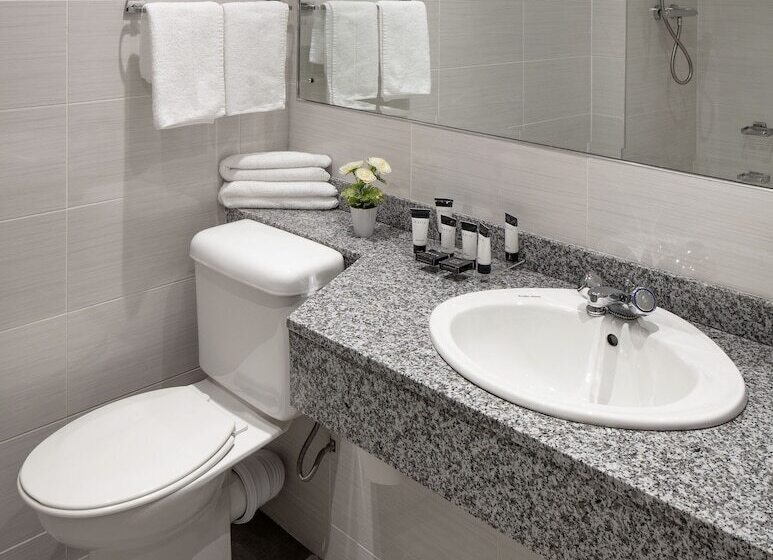 Green Isle Hotel, Dublin