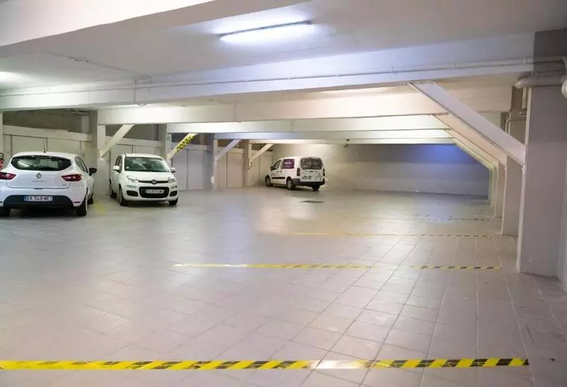 هتل Ibis Styles Cayenne Centre Amazonia