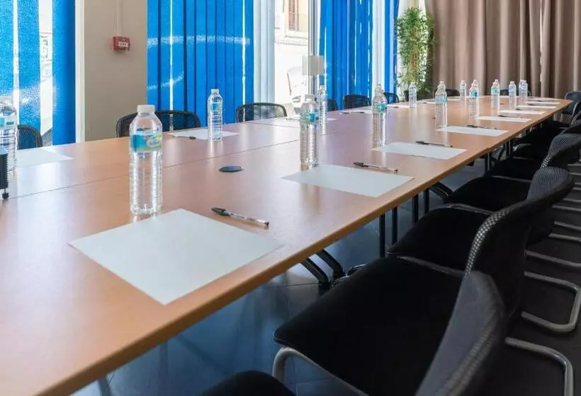 هتل Ibis Styles Cayenne Centre Amazonia