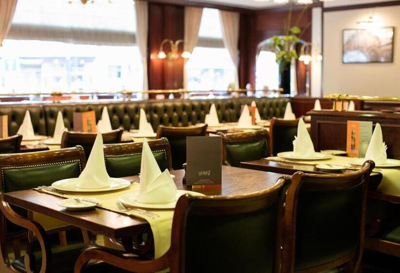 هتل Hôtel Restaurant L Auberge