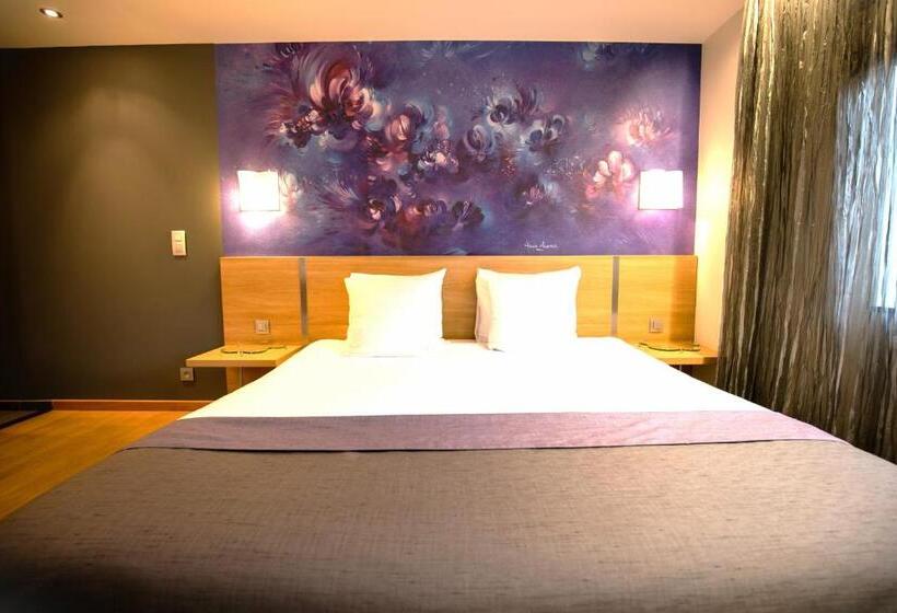 هتل Hôtel Restaurant L Auberge