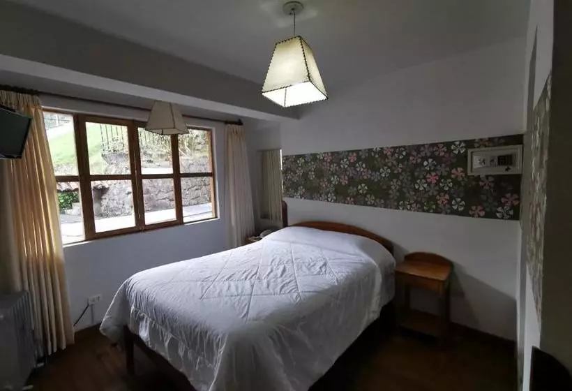 בית מלון כפרי Hostal Andenes De Saphi