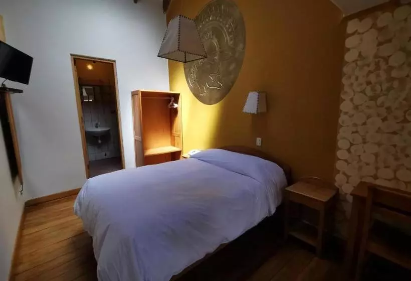 בית מלון כפרי Hostal Andenes De Saphi