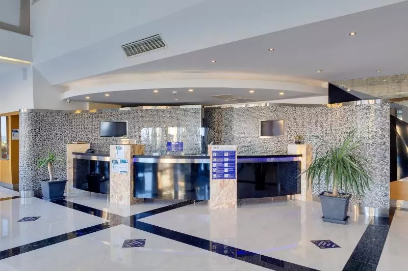 Marina Hotel Kuşadası