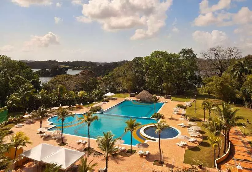 هتل Melia Panama Canal