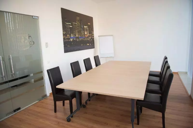 فندق Continental