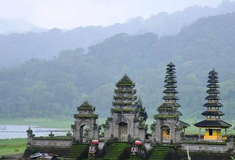 Отель Puri Lumbung Cottages Restaurant & Spa Munduk