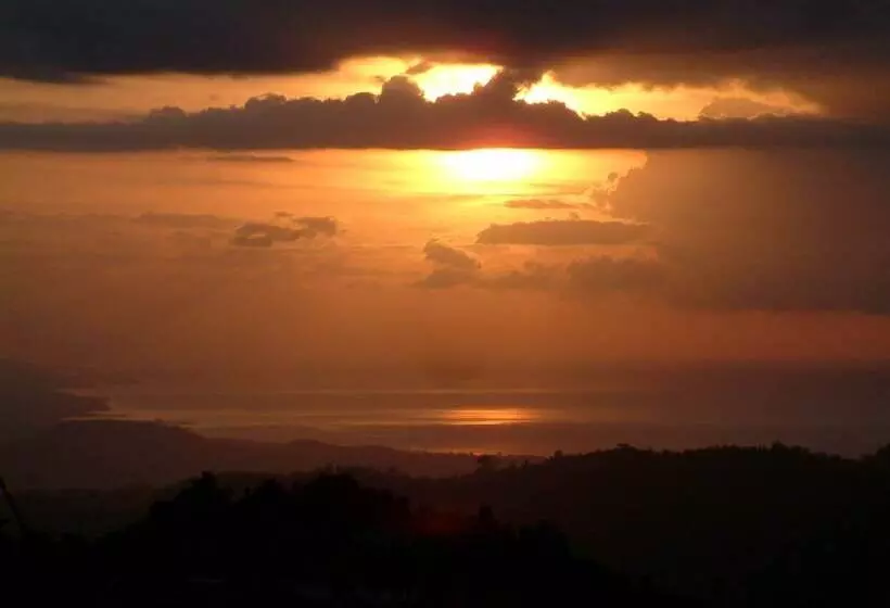 בית מלון כפרי Puri Lumbung Cottages Restaurant & Spa Munduk