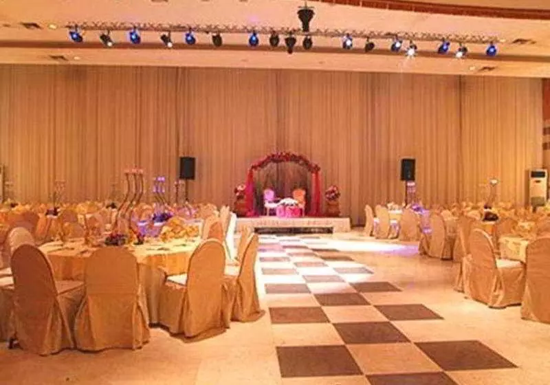 هتل Quality Inn