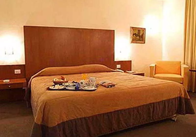 هتل Quality Inn