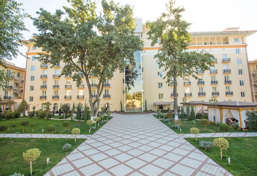 Lotte City Hotels Tashkent Palace