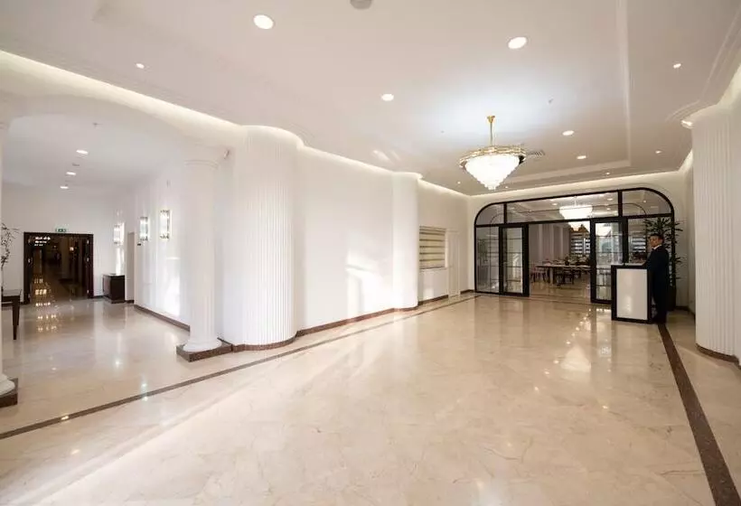 Lotte City Hotels Tashkent Palace