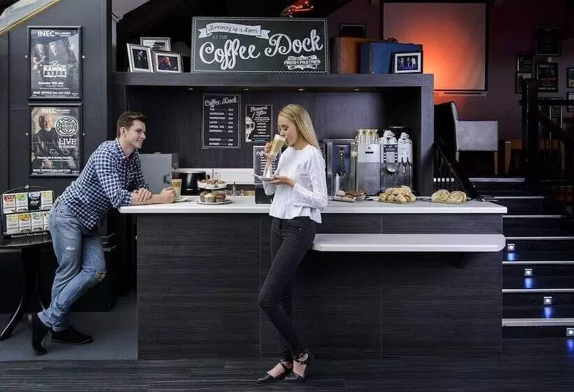 The Gleneagle Hotel & Apartments