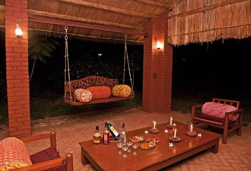 Hotelli Welcomheritage Maharani Bagh Orchard Retreat