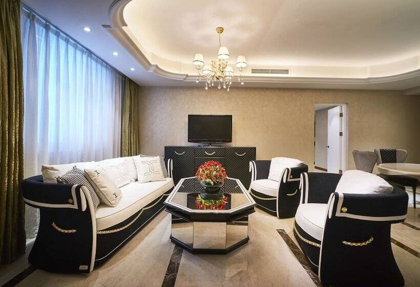 هتل Windsor Plaza