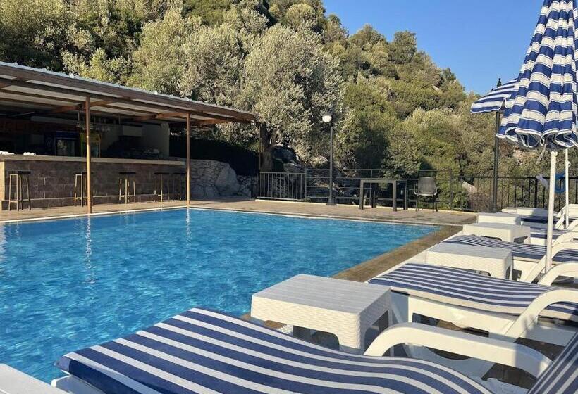 Leslion Hotel Turunc