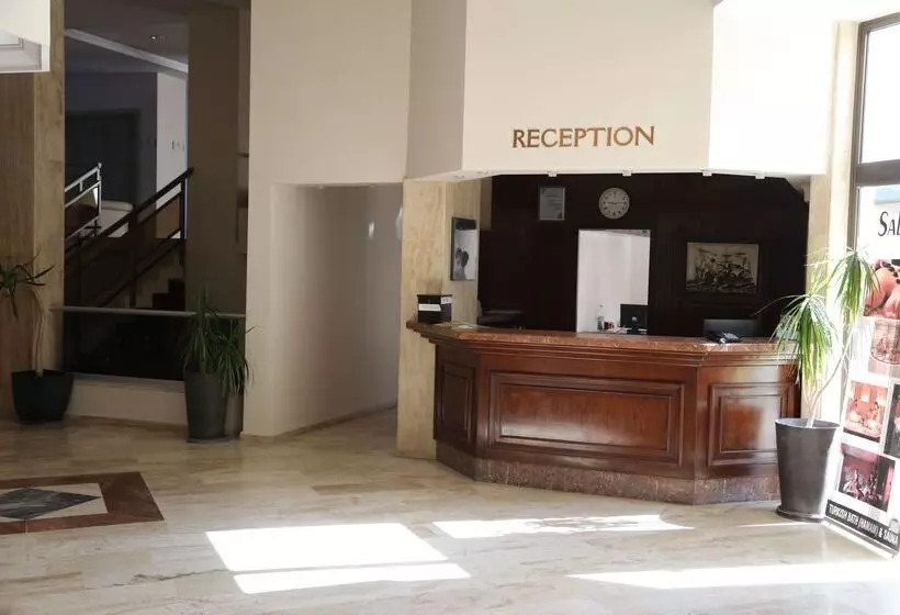 Marbel Hotel By Palmwings