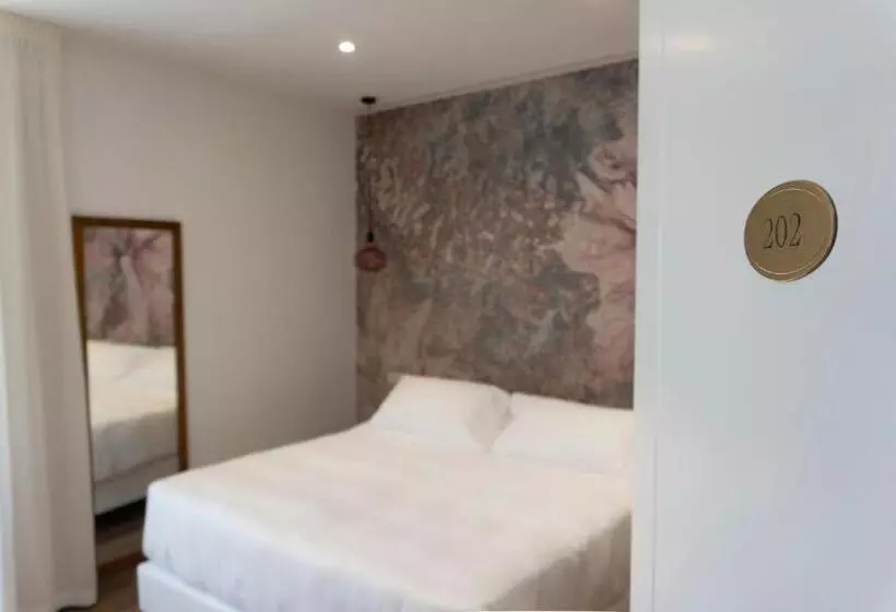 تختخواب و صبحانه Il Caruggio Rooms&breakfast