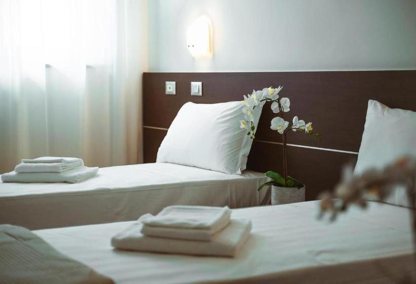 酒店 Albergo Commercio