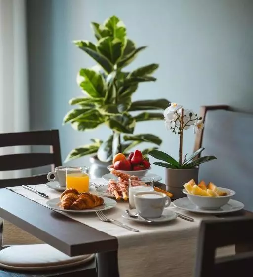 هتل Albergo Commercio