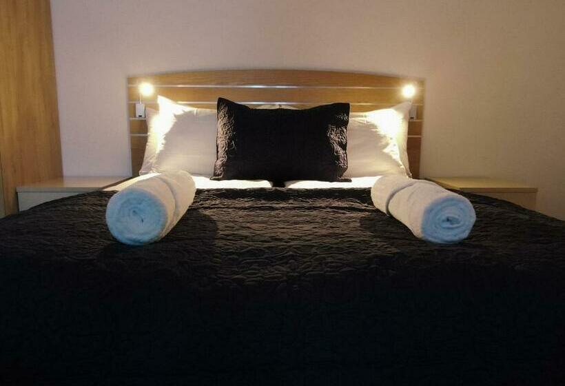 בית מלון כפרי Arctic Inn