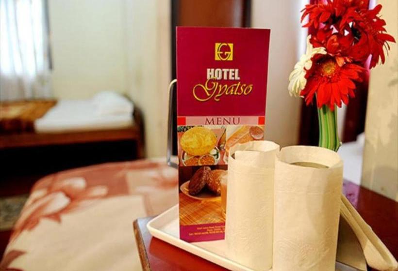 בית מלון כפרי Gyatso