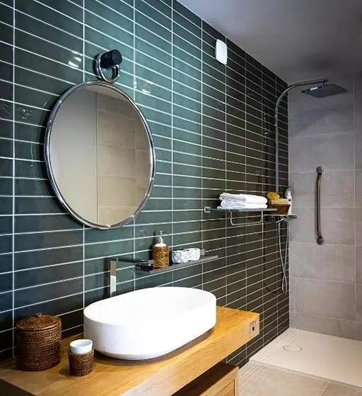 هتل Hôtel L Ouvrée