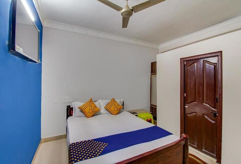 ホテル Spot On 64765 Gangotri Lodge