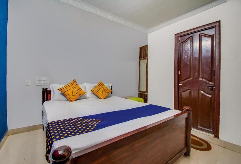 ホテル Spot On 64765 Gangotri Lodge