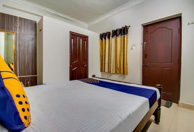 ホテル Spot On 64765 Gangotri Lodge