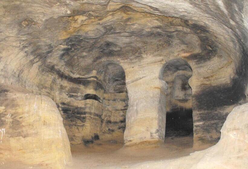 بنسيون Hostal La Llave