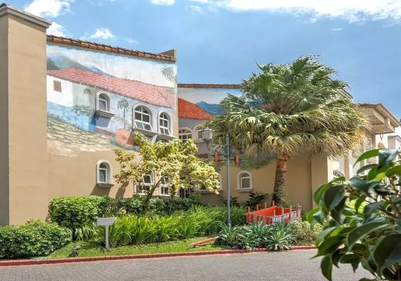 Casa Conde Hotel & Apartamentos