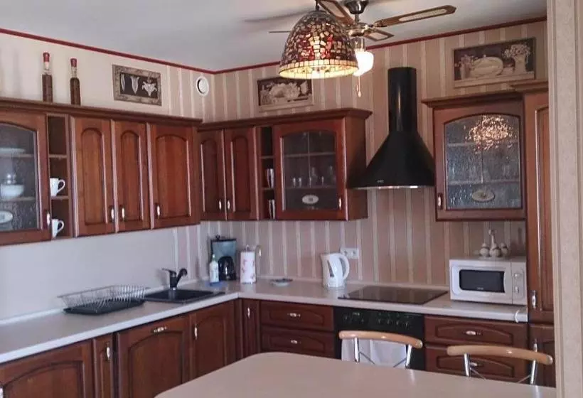 Szálloda Babka Wieżowiec Noclegi