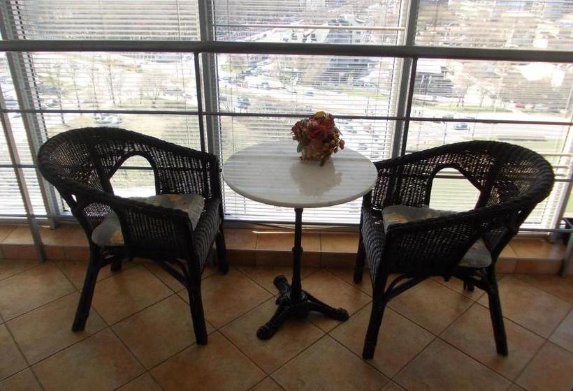 هتل Babka Wieżowiec Noclegi