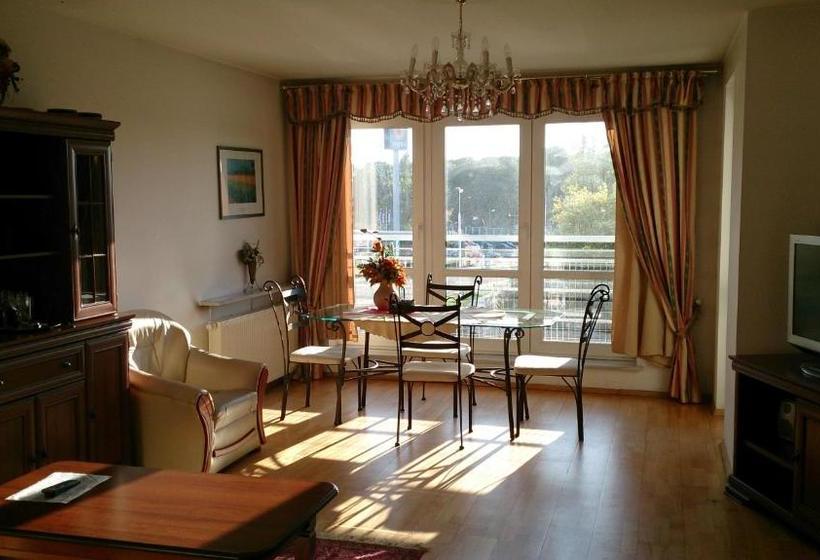 هتل Babka Wieżowiec Noclegi