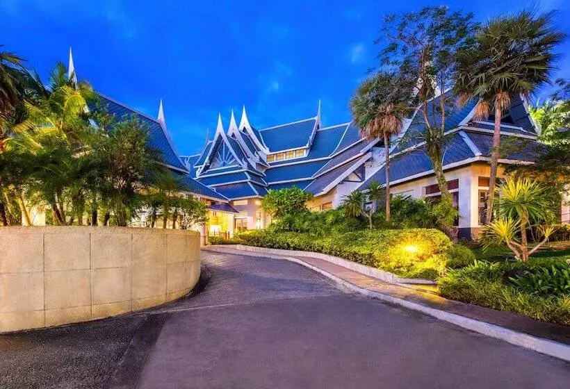 ホテル Chada Thai Village