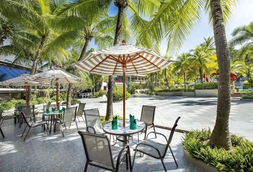 ホテル Chada Thai Village