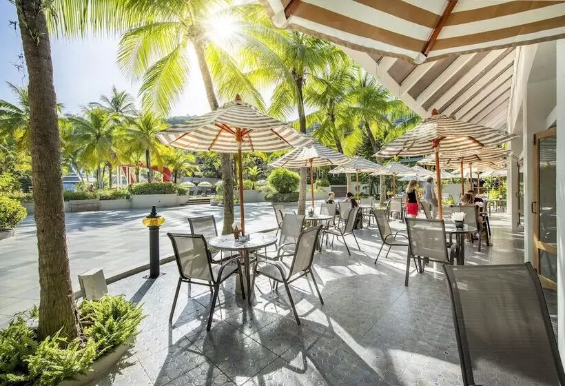 ホテル Chada Thai Village