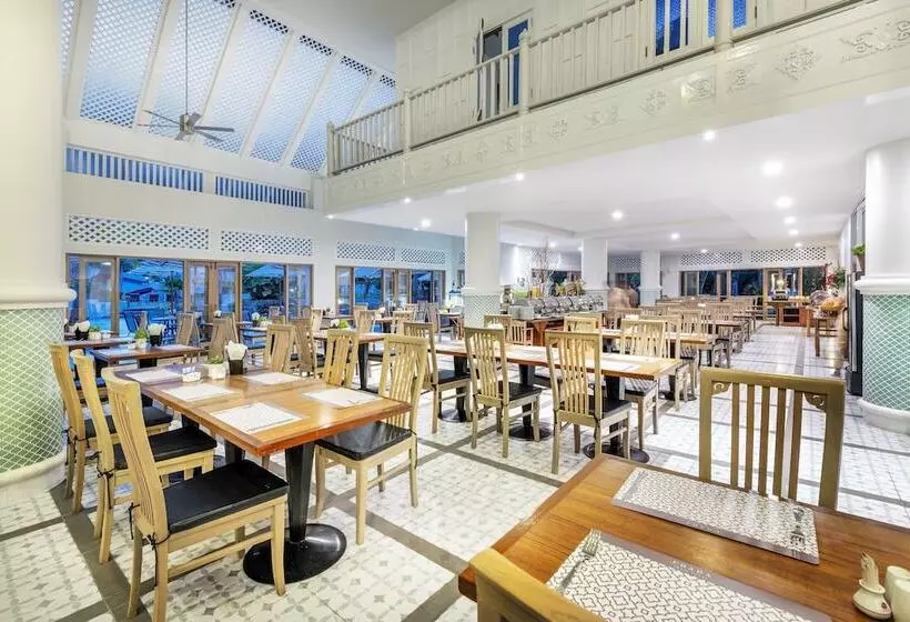 ホテル Chada Thai Village