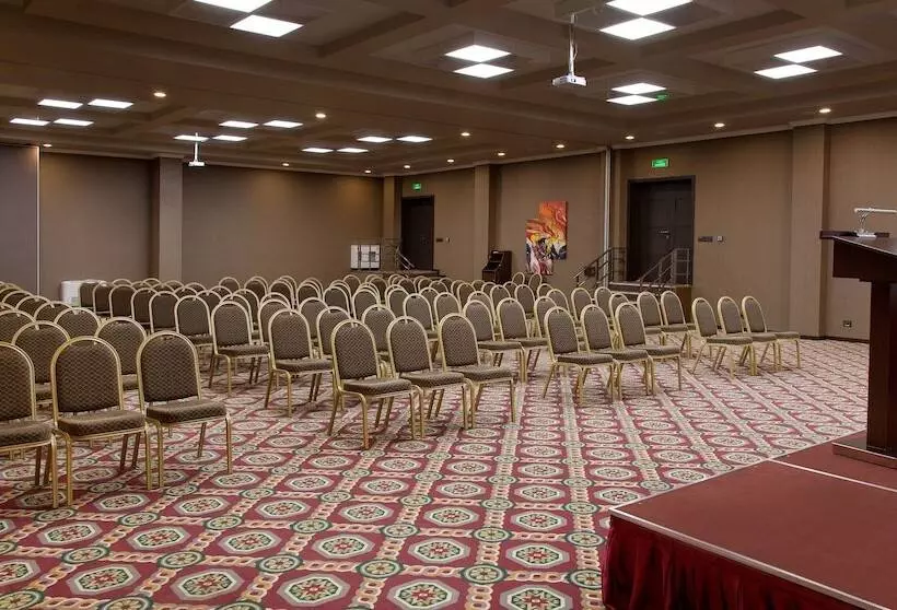 Comfort Hotel Astana