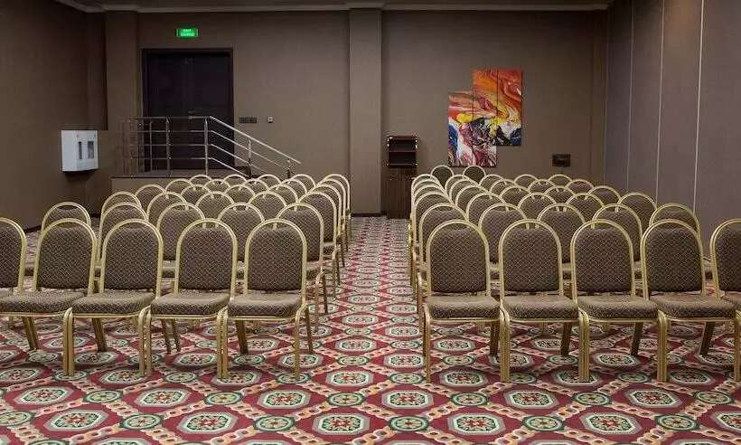 Comfort Hotel Astana