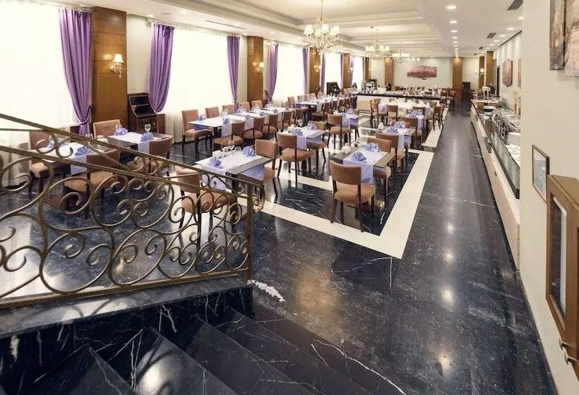 Comfort Hotel Astana