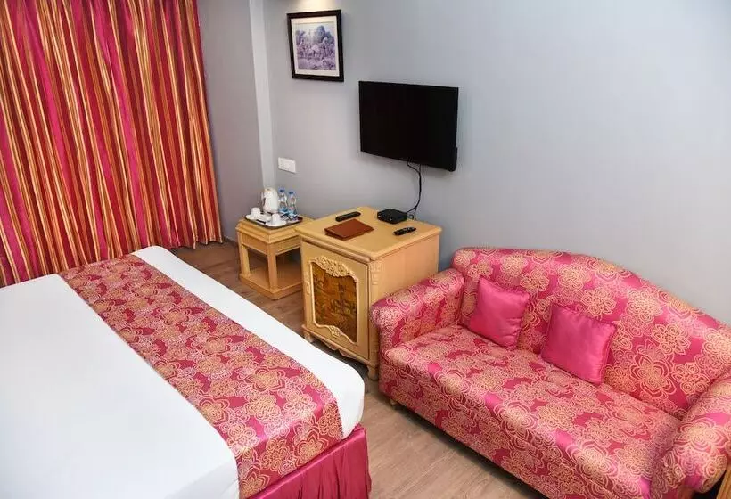 ホテル Golden Parkk