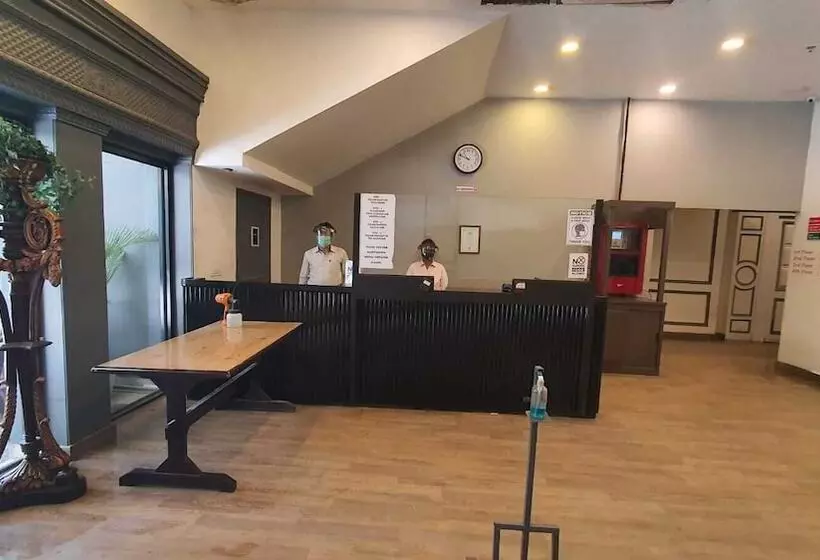 ホテル Golden Parkk