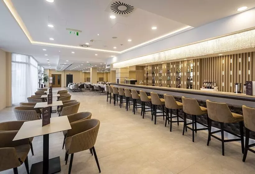 Greenfield Hotel Golf & Spa