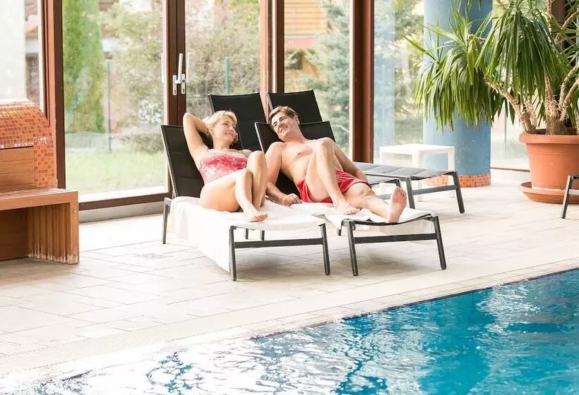 Greenfield Hotel Golf & Spa